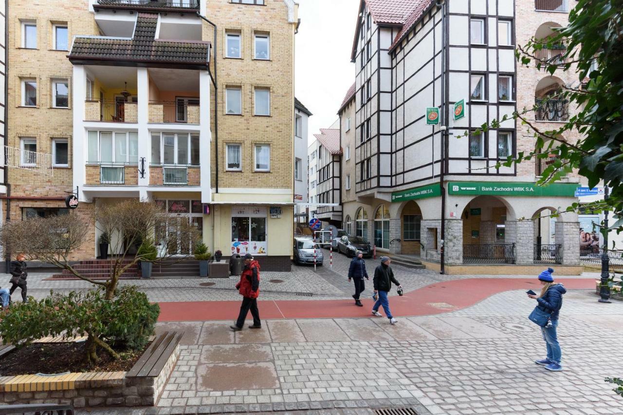 Apartament na starowce Kołobrzeg Esterno foto