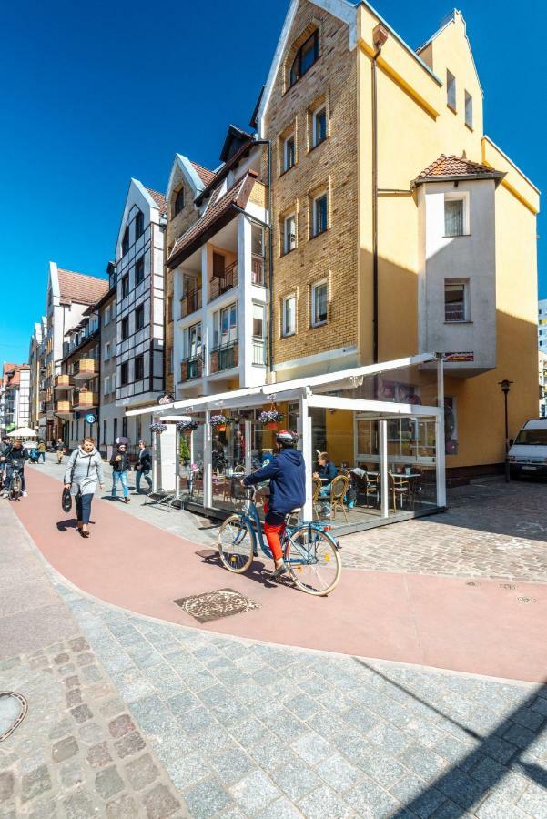 Apartament na starowce Kołobrzeg Esterno foto